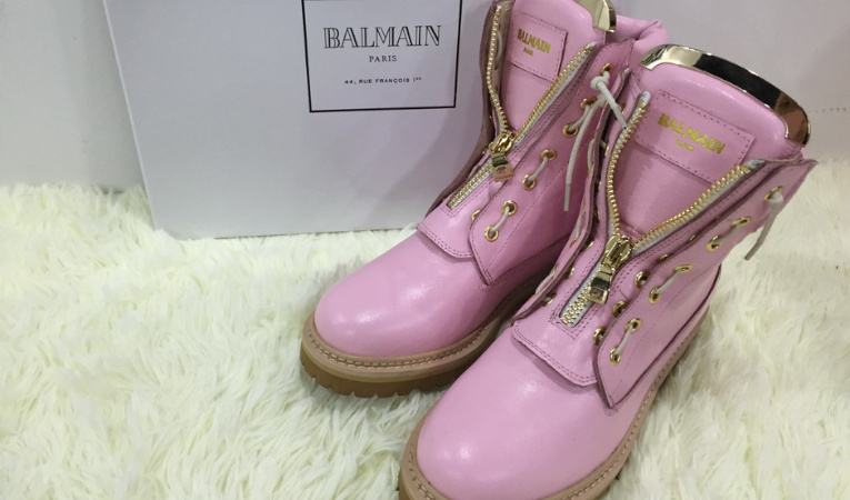 Балмани. Balmain Paris ботинки женские. Розовые ботинки 2023 Mango. Ботинки Балман 2023. Balmain ботинки женские бежевые.